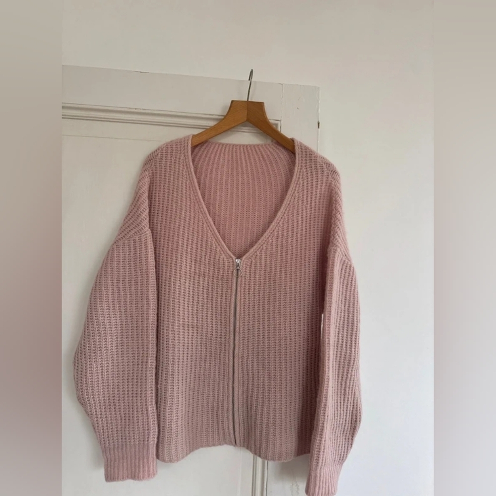 Soft Pink Zip-Front Knit Sweater Cardigan